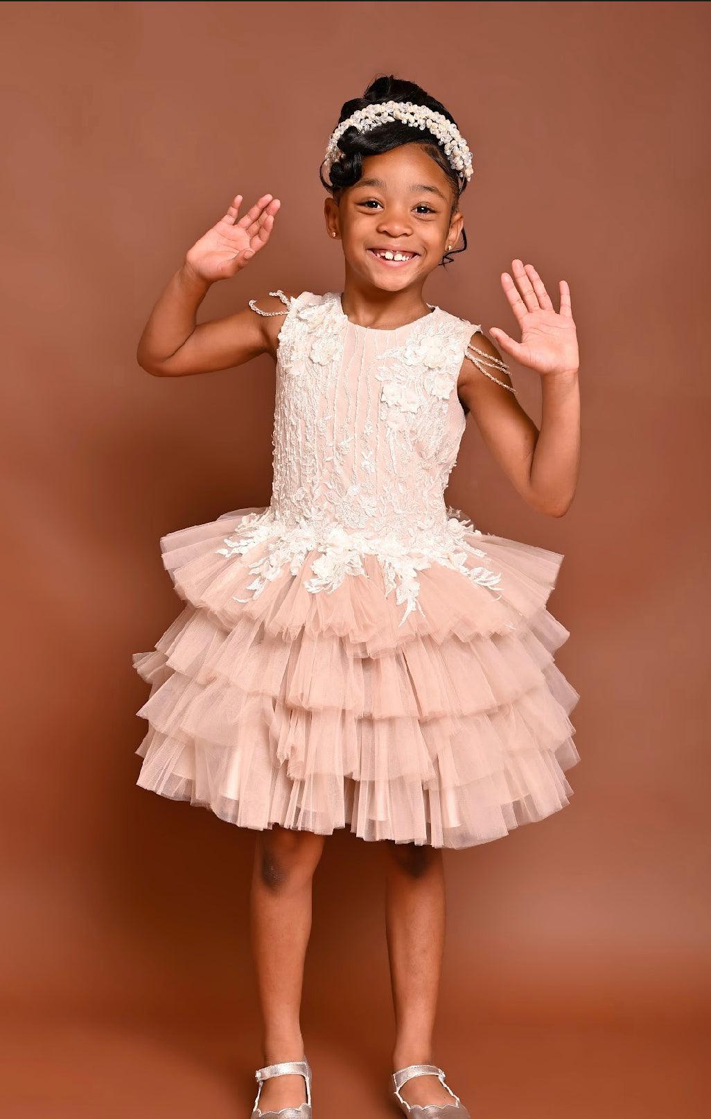 Kola Dress