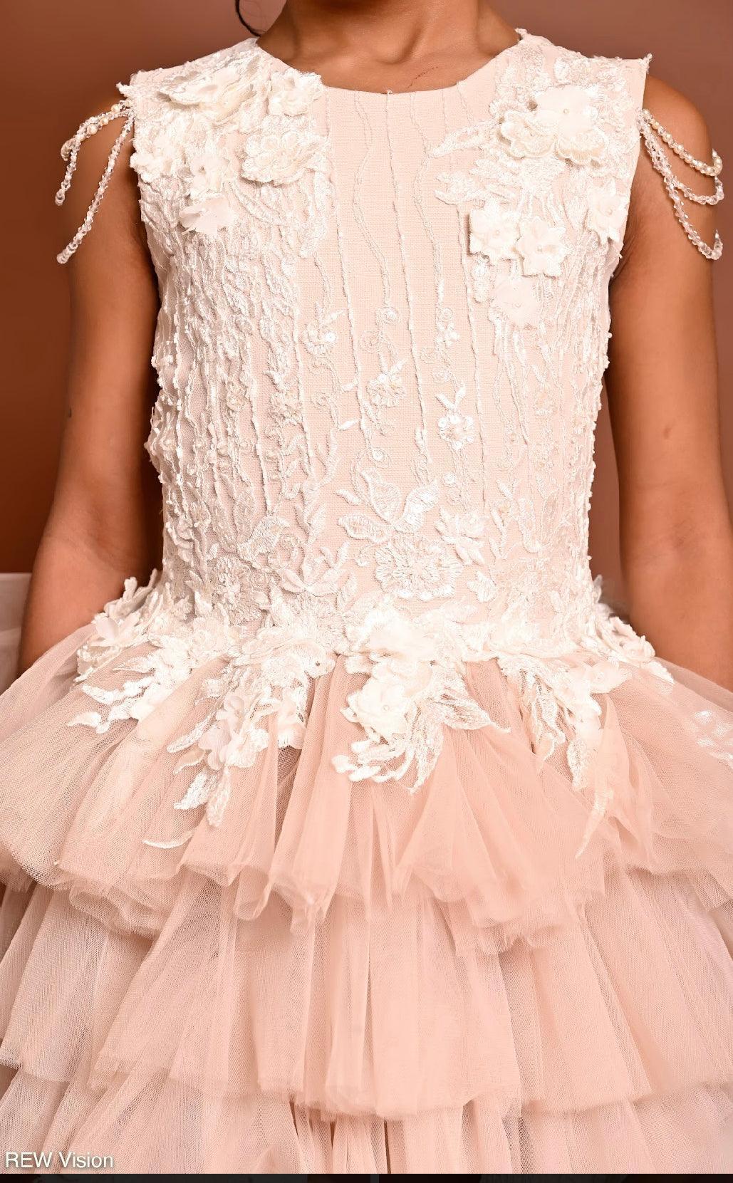 Kola Dress