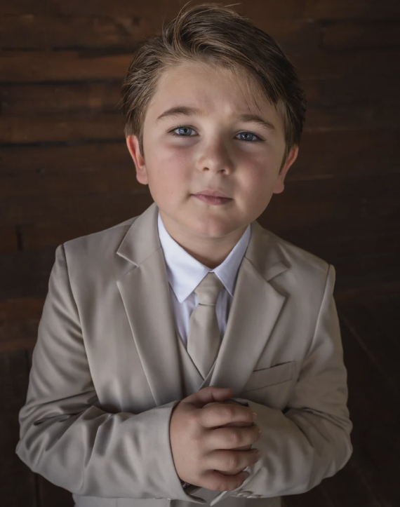 007 Sand Suit