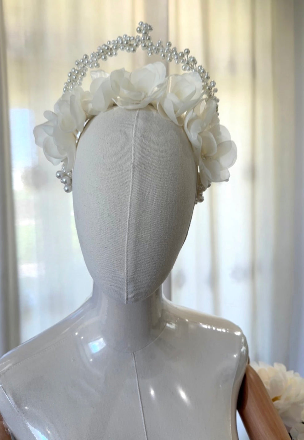 Floral Pearl Majesty Tiara