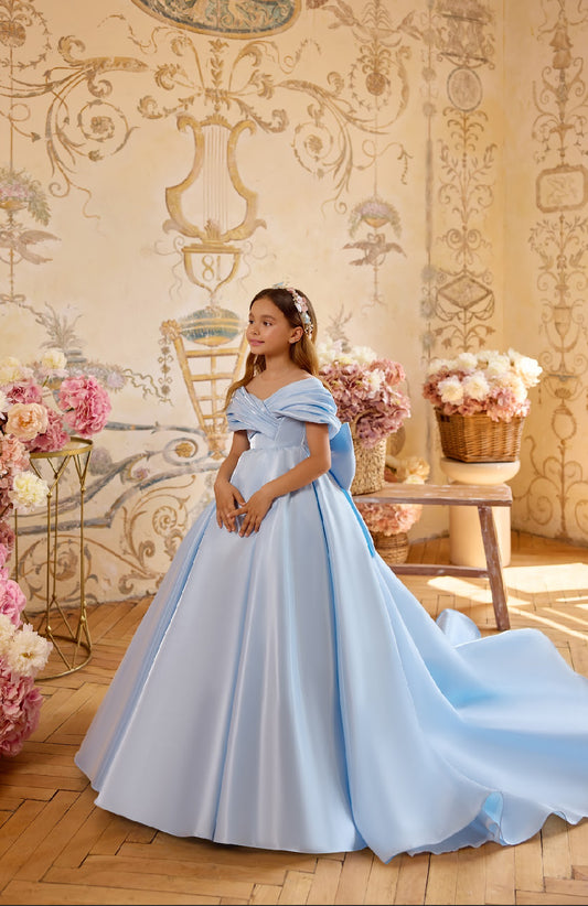 The Thaliana Gown