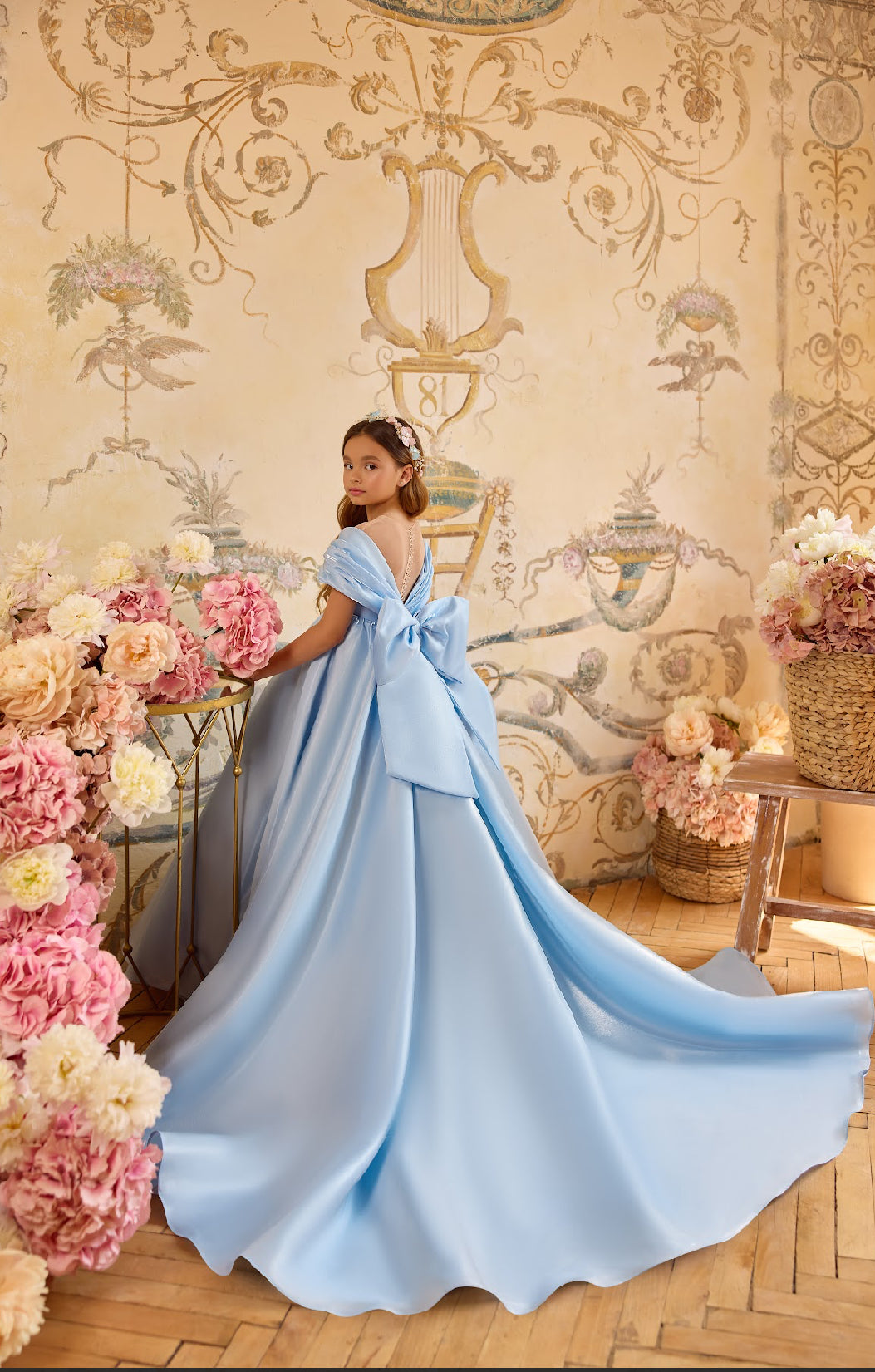 The Thaliana Gown