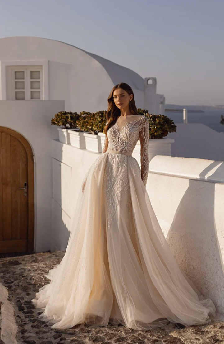 Eterna Grace Gown