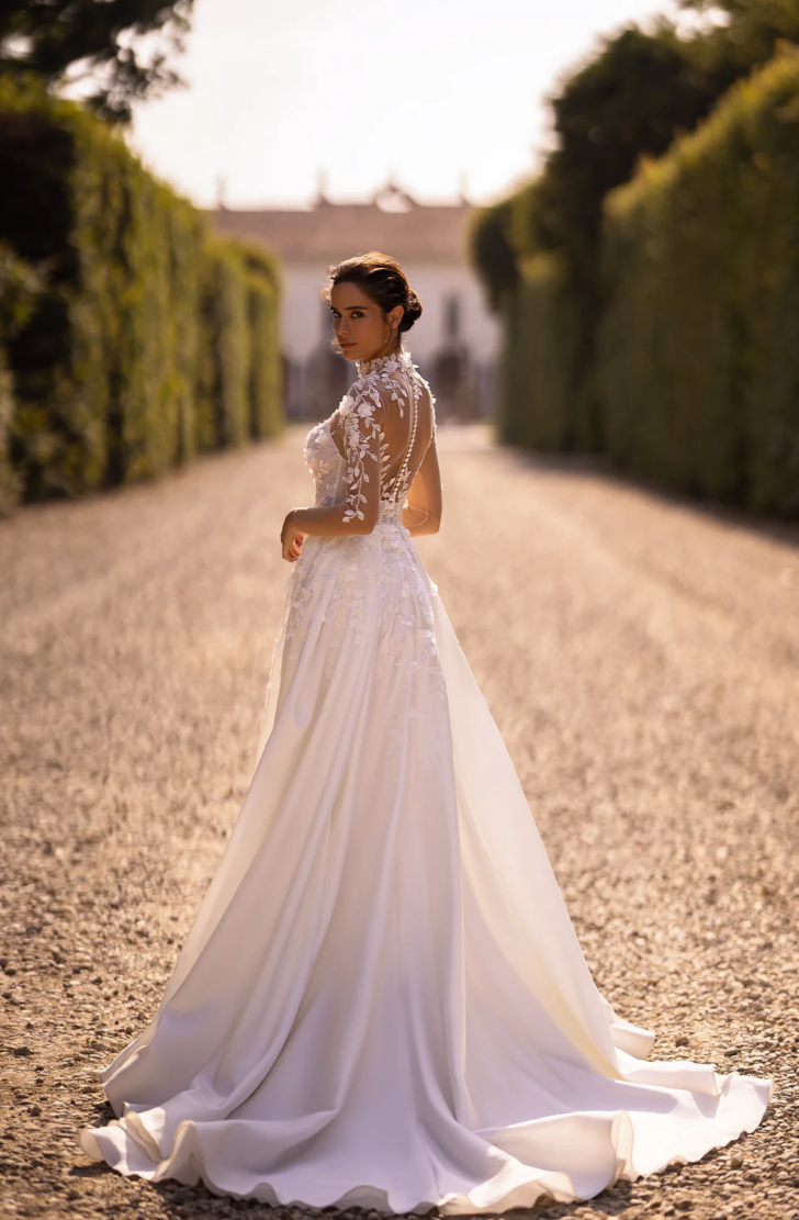 The Elanora Gown