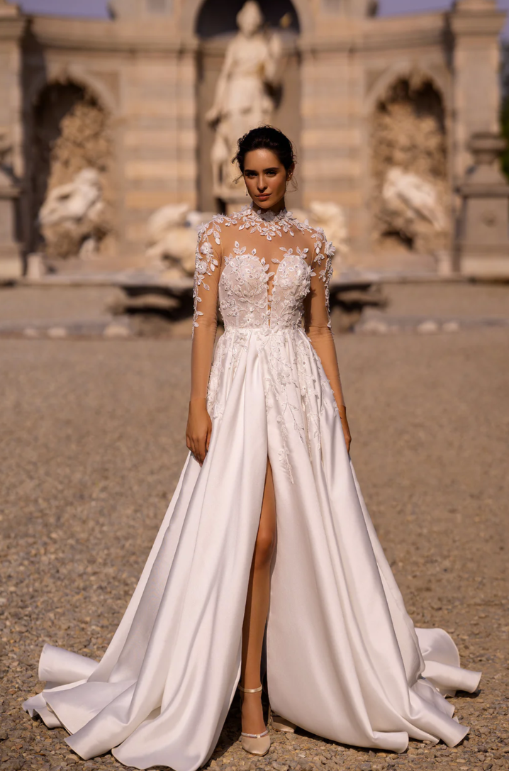 The Elanora Gown