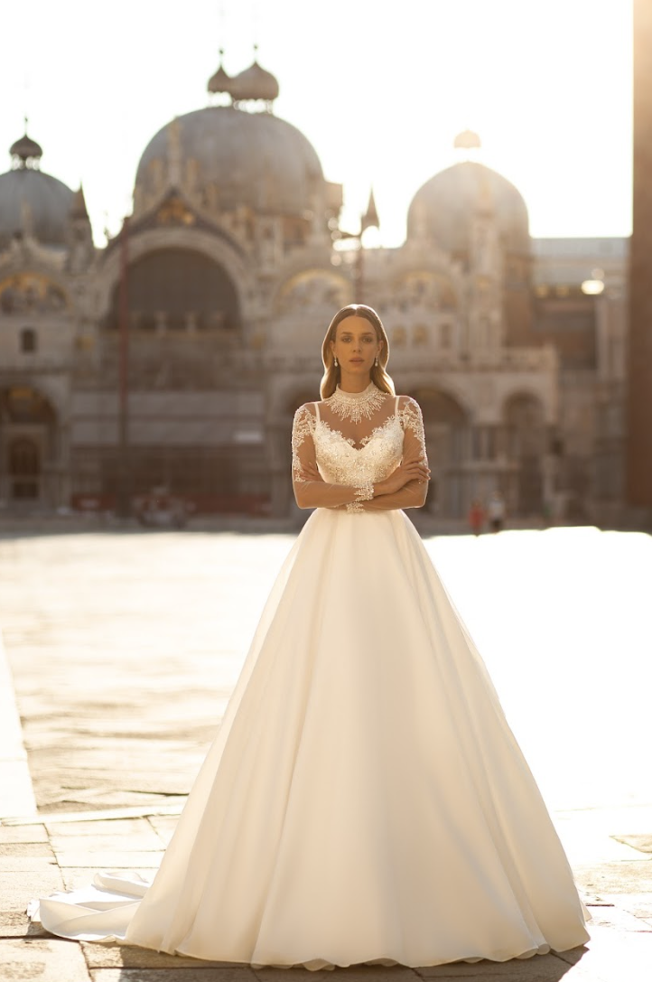 The Avanthia Gown