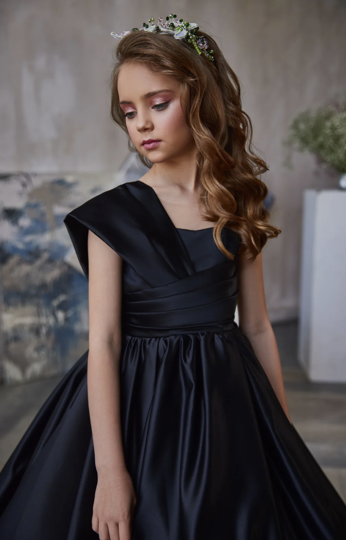 The Amara One-Shoulder Gown